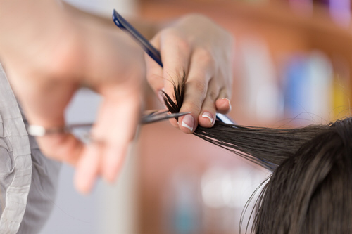 Morina - Taglio Capelli