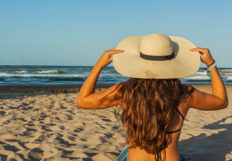 Come prendersi cura dei capelli dopo l'estate